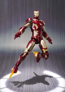 Avengers-Age-of-Ultron-Iron-Man-Mark-43-SH-Figuarts-004